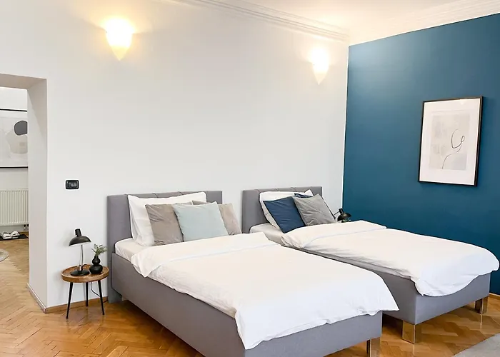Price & Location - Historic Square Residency Apartmán